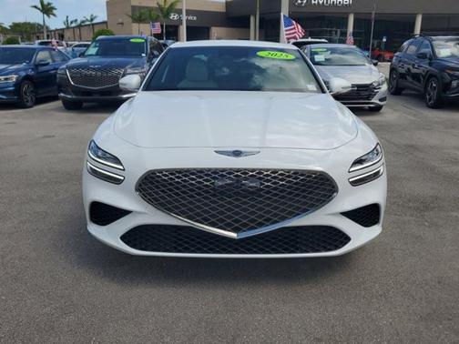2025 Genesis G70 2.5T RWD