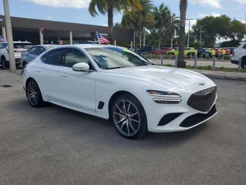 2025 Genesis G70 2.5T RWD