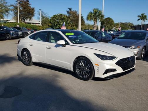 2022 Hyundai SONATA Limited