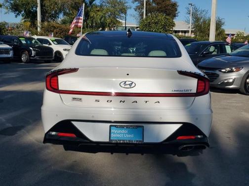 2022 Hyundai SONATA Limited