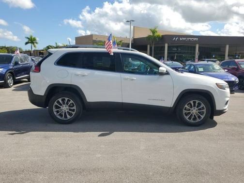 2021 Jeep Cherokee Latitude Lux