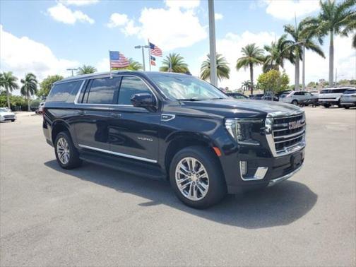 2022 GMC Yukon XL SLT