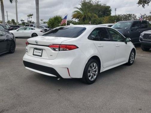 2020 Toyota Corolla LE