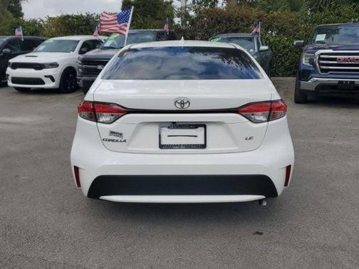 2020 Toyota Corolla LE