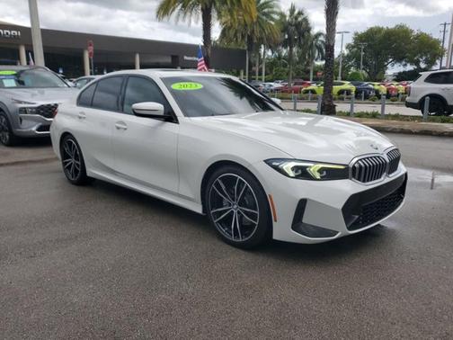 Alpine White 2023 BMW 330 330i