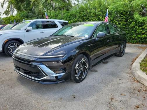 Abyss Black 2026 Hyundai SONATA SEL