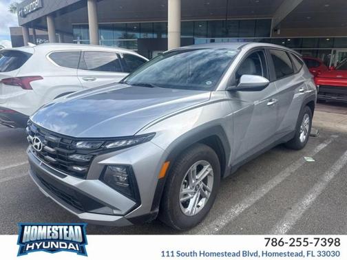 2025 Hyundai TUCSON SE