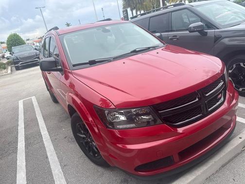 Redline 2 Coat Pearl 2020 Dodge Journey SE Value