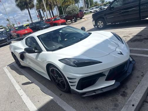 Arctic White 2020 Chevrolet Corvette Stingray w/3LT