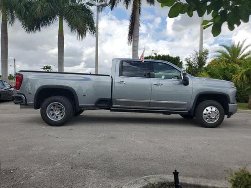 2024 Chevrolet Silverado 3500 High Country