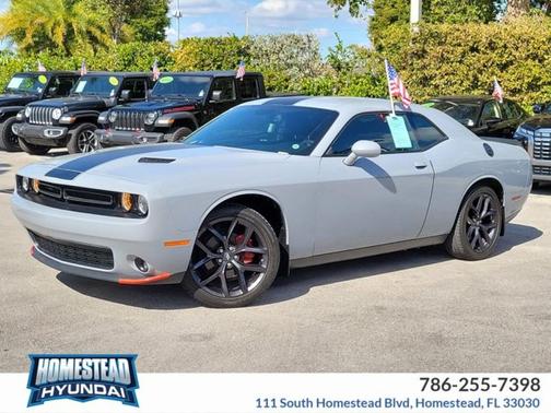 2022 Dodge Challenger SXT