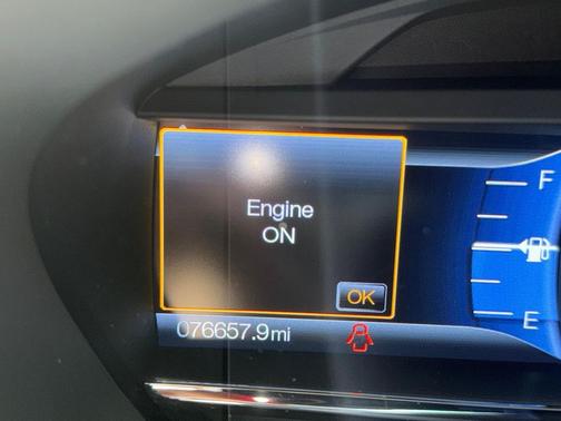 White Platinum Metallic Tri-Coat 2015 Lincoln Navigator Base