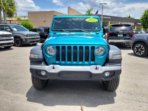 Bikini Pearlcoat 2020 Jeep Wrangler Unlimited Sport
