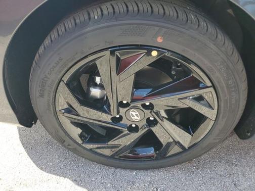 2026 Hyundai ELANTRA Sport