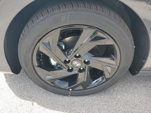 2026 Hyundai ELANTRA Sport