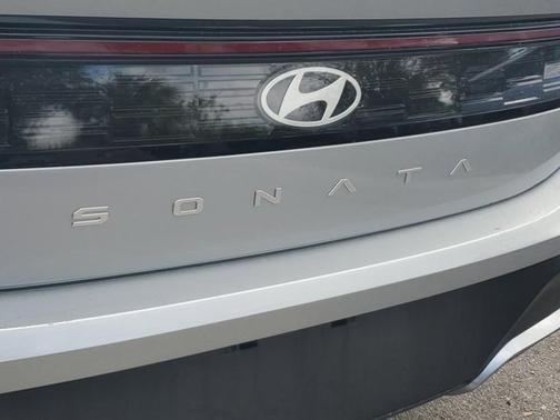 Aero Silver 2026 Hyundai SONATA SE