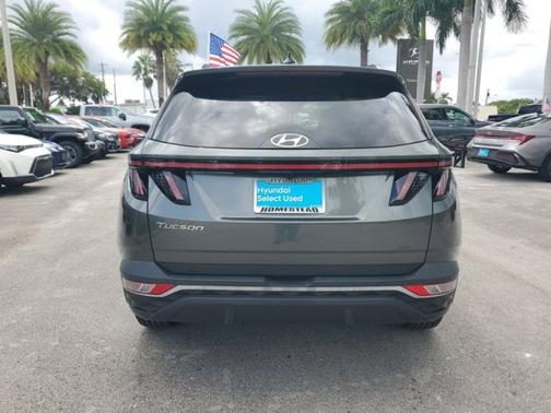 2022 Hyundai TUCSON SEL