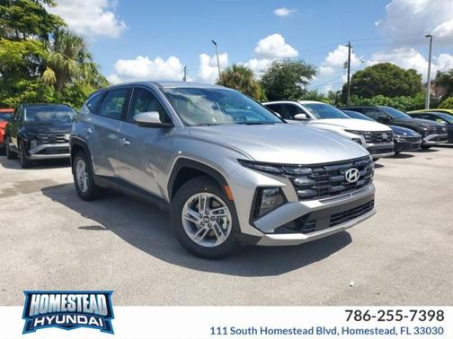 2026 Hyundai TUCSON SE