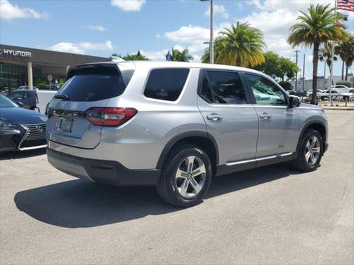 2023 Honda Pilot 2WD EX-L 7 Passenger