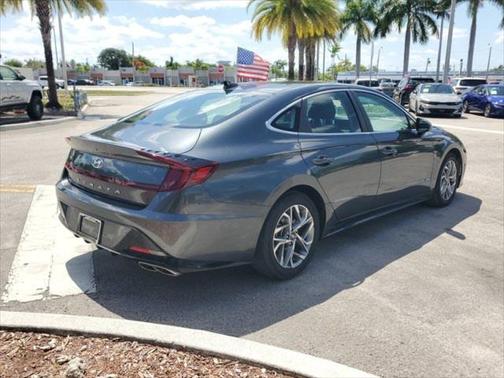 2023 Hyundai SONATA SEL
