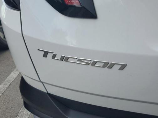 2026 Hyundai TUCSON SEL Convenience