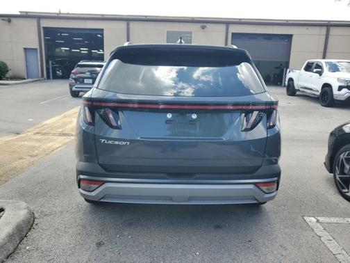 2026 Hyundai TUCSON SEL Convenience