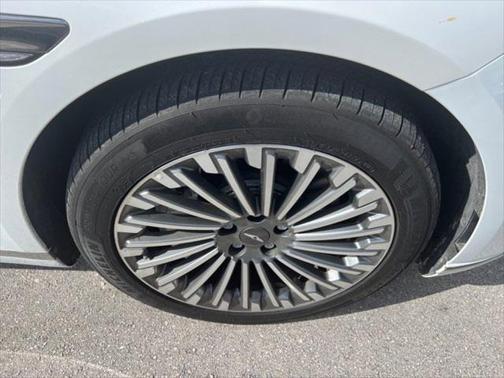 2024 Genesis Electrified G80 Advanced