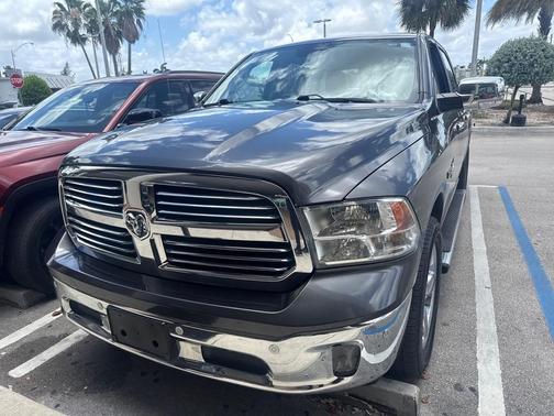 Granite Crystal Metallic Clearcoat 2018 RAM 1500 Lone Star