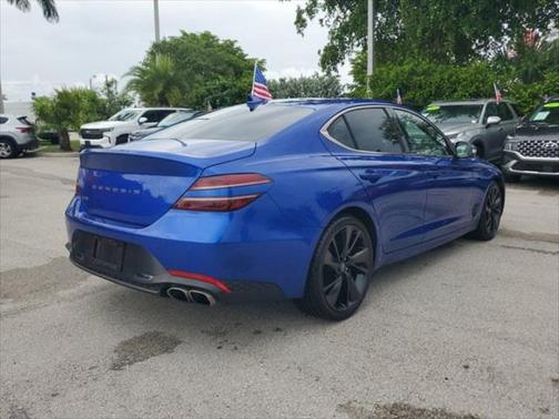 2023 Genesis G70 2.0T RWD
