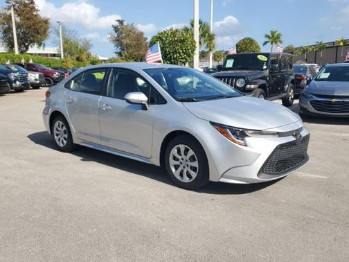 2022 Toyota Corolla LE