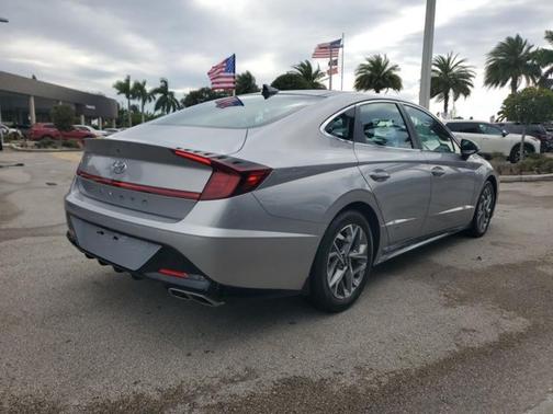 2023 Hyundai SONATA SEL
