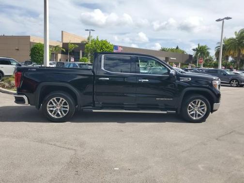 Onyx Black 2021 GMC Sierra 1500 SLT