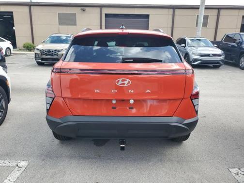 2025 Hyundai KONA SEL Convenience