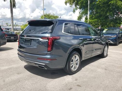 2021 Cadillac XT6 Luxury FWD