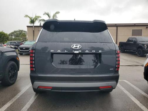 2026 Hyundai PALISADE SE