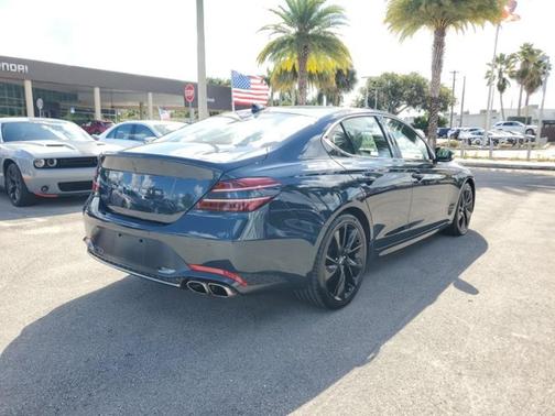 2023 Genesis G70 2.0T RWD