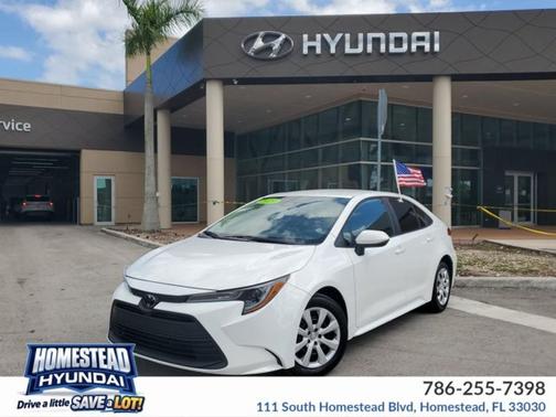 Ice Cap 2024 Toyota Corolla LE