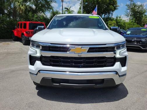 Summit White 2024 Chevrolet Silverado 1500 LT