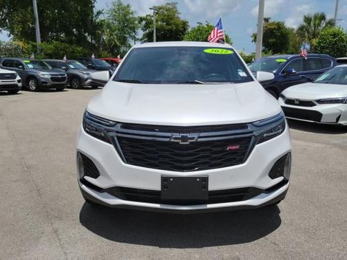 Iridescent Pearl Tricoat 2022 Chevrolet Equinox AWD RS
