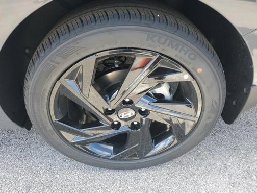 Ecotronic Gray 2026 Hyundai ELANTRA Sport