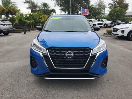 2023 Nissan Kicks S