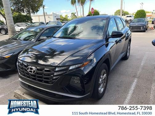2023 Hyundai TUCSON SE