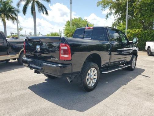 2023 RAM 2500 Laramie Crew Cab 4x4 6'4' Box