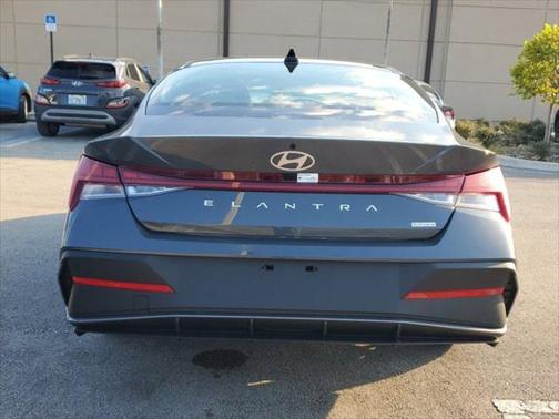 Ecotronic Gray Pearl 2024 Hyundai ELANTRA HEV Blue