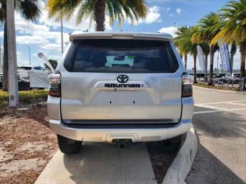 2022 Toyota 4Runner SR5