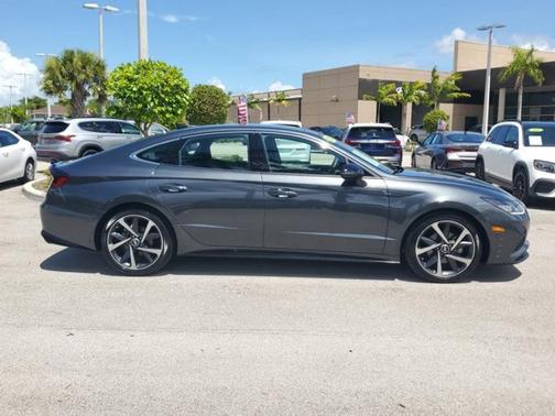2022 Hyundai SONATA SEL Plus