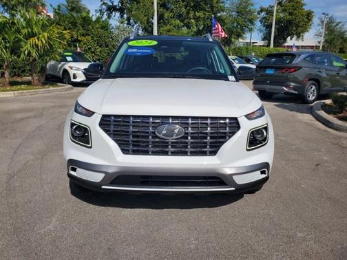 2024 Hyundai VENUE Limited