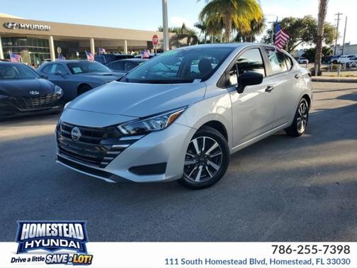 Brilliant Silver Metallic 2024 Nissan Versa 1.6 S