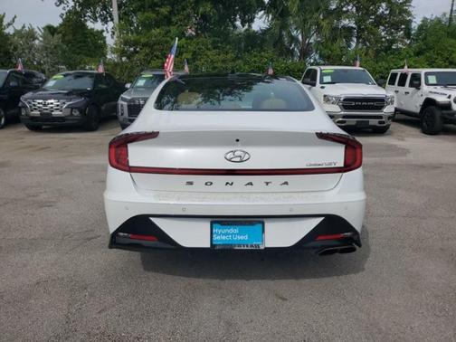 2021 Hyundai SONATA Limited