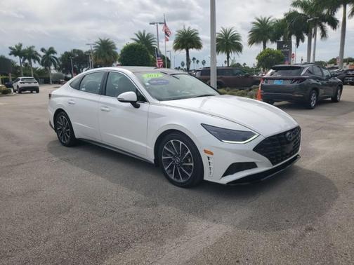 2021 Hyundai SONATA Limited